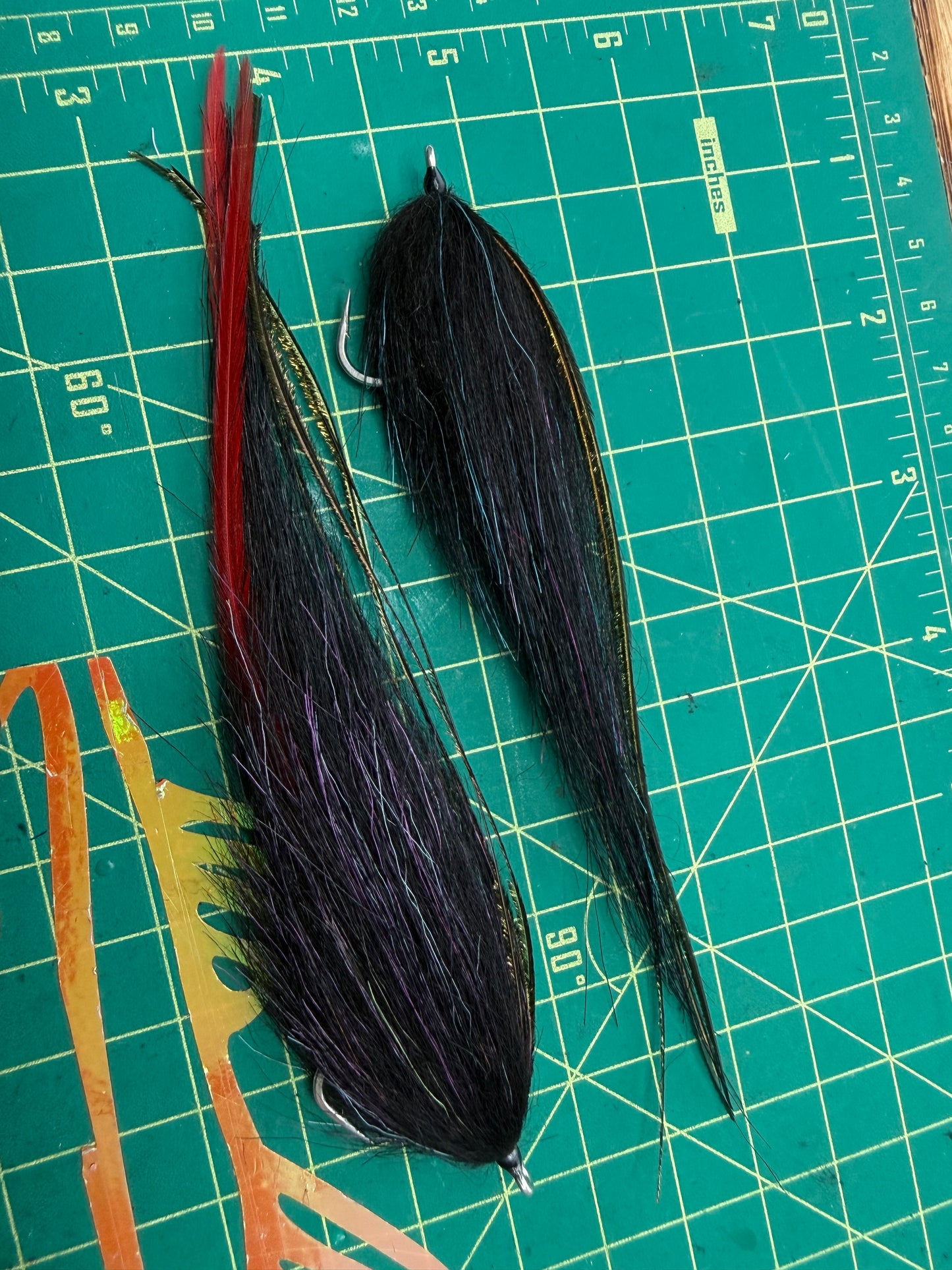 Dark brush boiz pair
