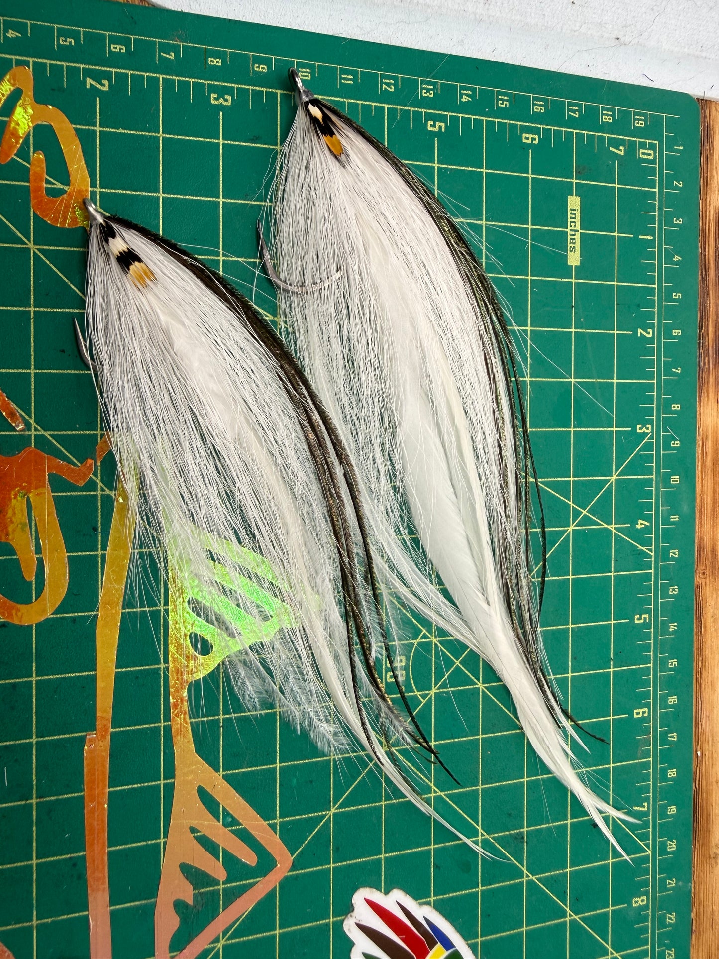 Fancy white hollow pair